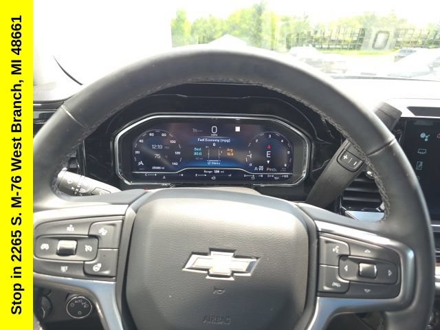 Used 2023 Chevrolet Silverado 1500 LT AWD/4WD image 20