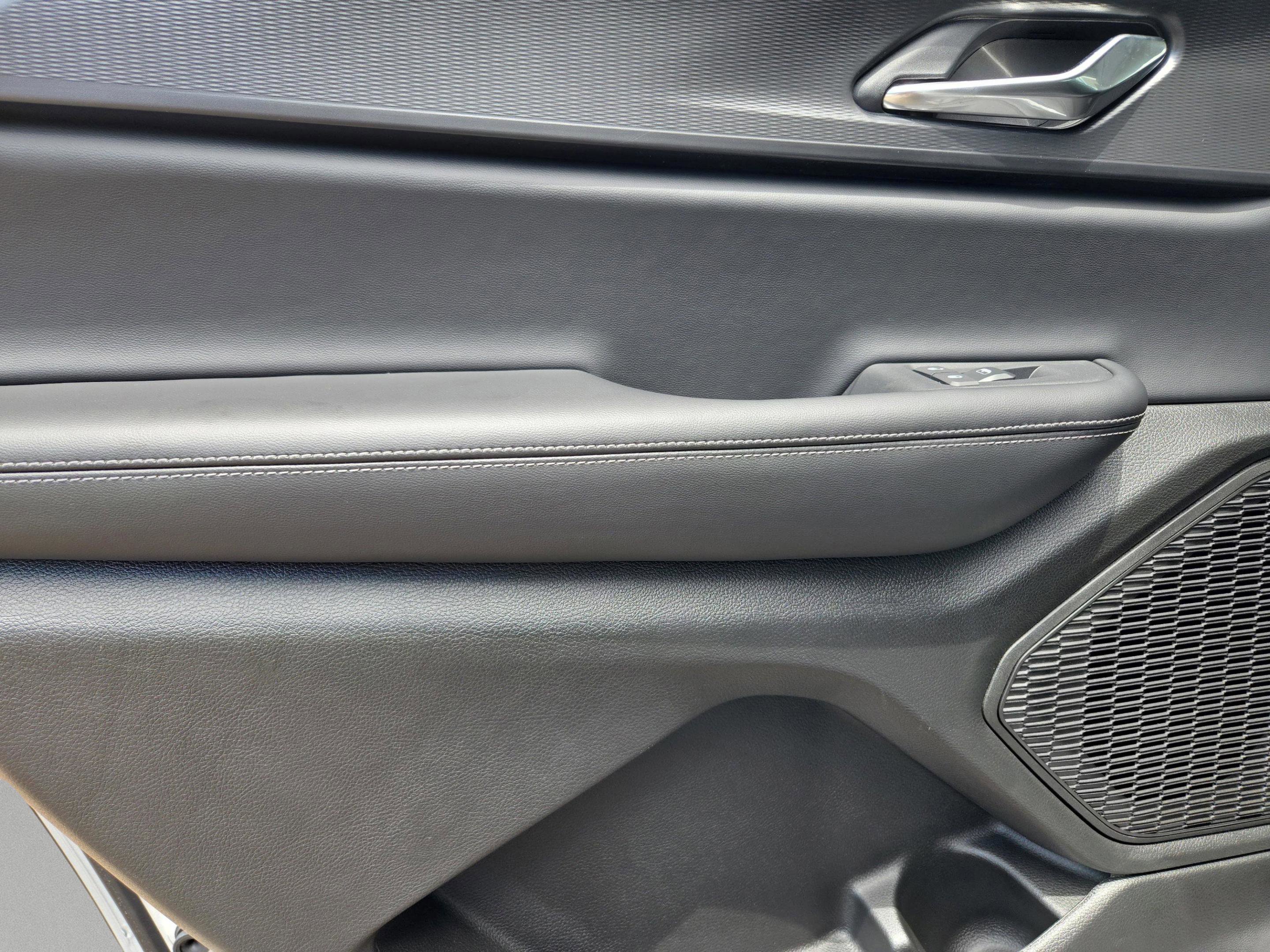 New 2025 Jeep Grand Cherokee L Altitude image 40