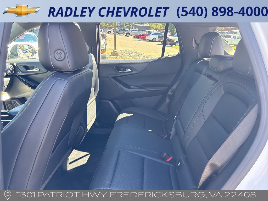 Used 2025 Chevrolet Equinox LT w/ Convenience Package II AWD/4WD image 12