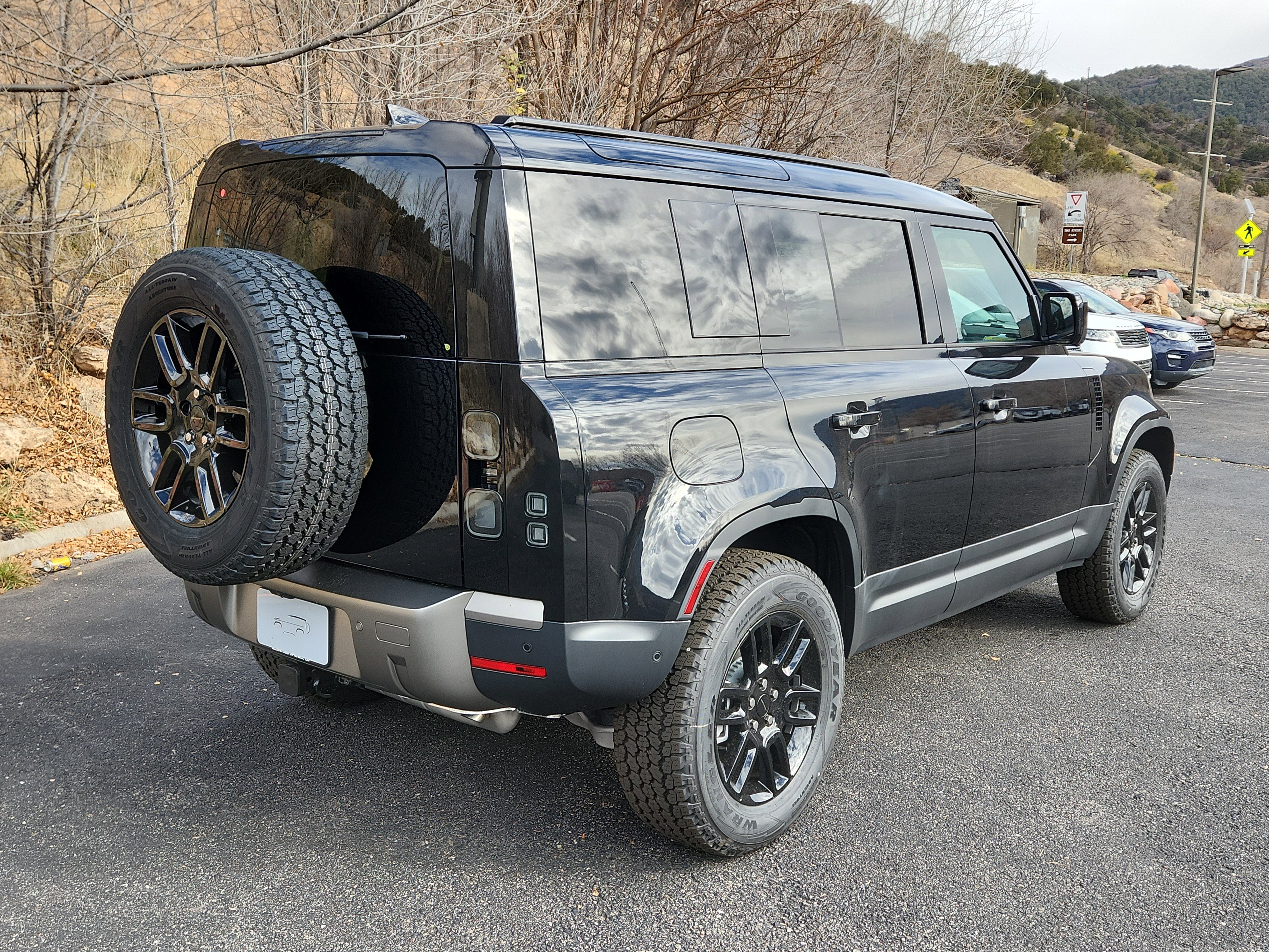 New 2026 Land Rover Defender 110 S image 3