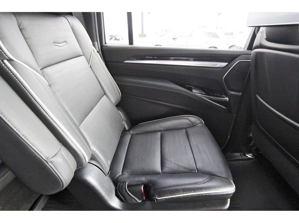 Certified 2025 Cadillac Escalade ESV Premium Luxury w/ Touring Package image 11