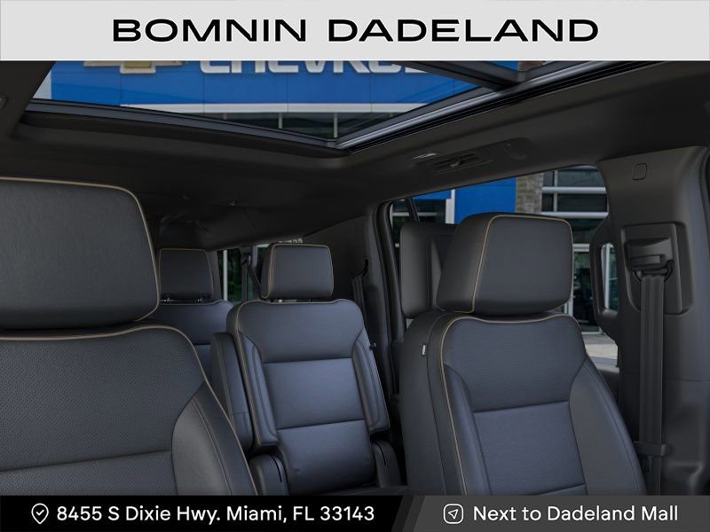 New 2026 Chevrolet Suburban Premier RWD image 24