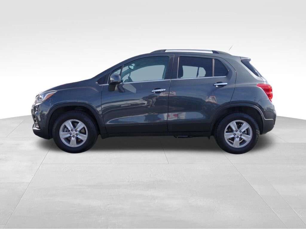 Used 2018 Chevrolet Trax LT w/ LT Convenience Package image 7