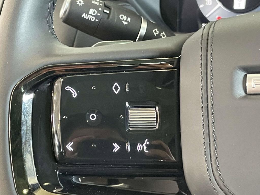 Used 2024 Land Rover Range Rover Velar S AWD/4WD image 26