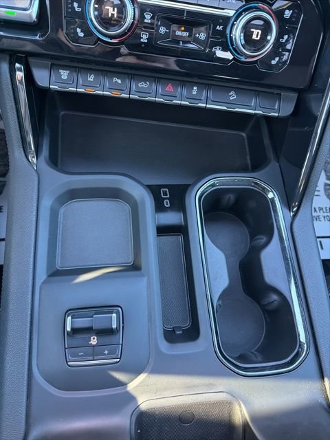 Used 2024 GMC Sierra 3500 AT4 w/ AT4 Premium Plus Package image 21