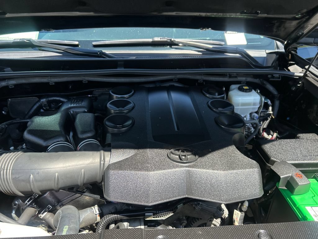 Used 2018 Toyota 4Runner SR5 Premium AWD/4WD image 23