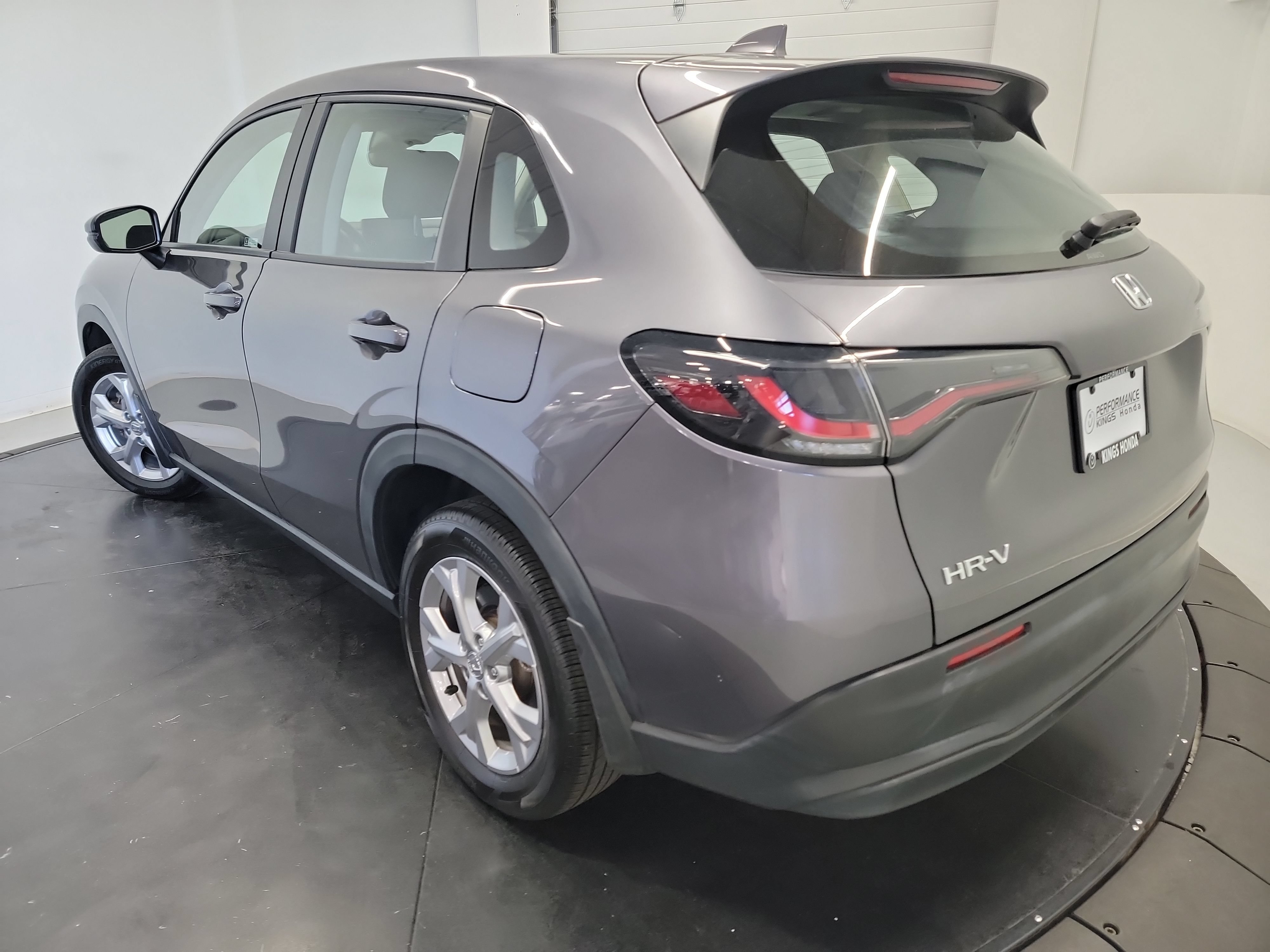 Used 2023 Honda HR-V LX image 6