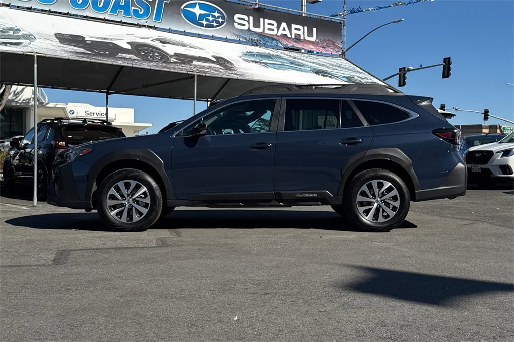 Used 2025 Subaru Outback Premium w/ Popular Package #1A image 7