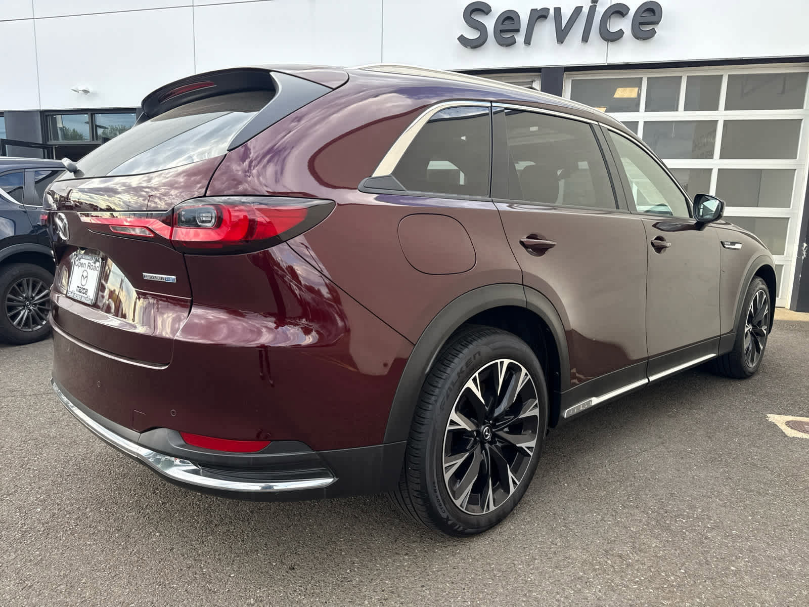 Certified 2025 MAZDA CX-90 Plug-In Hybrid w/ Premium Plus image 6