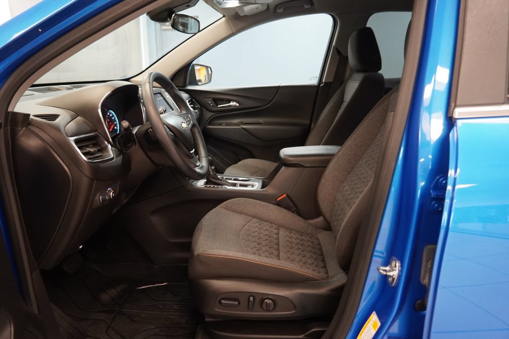 Certified 2024 Chevrolet Equinox LT w/ LPO, Floor Liner Package FWD image 5