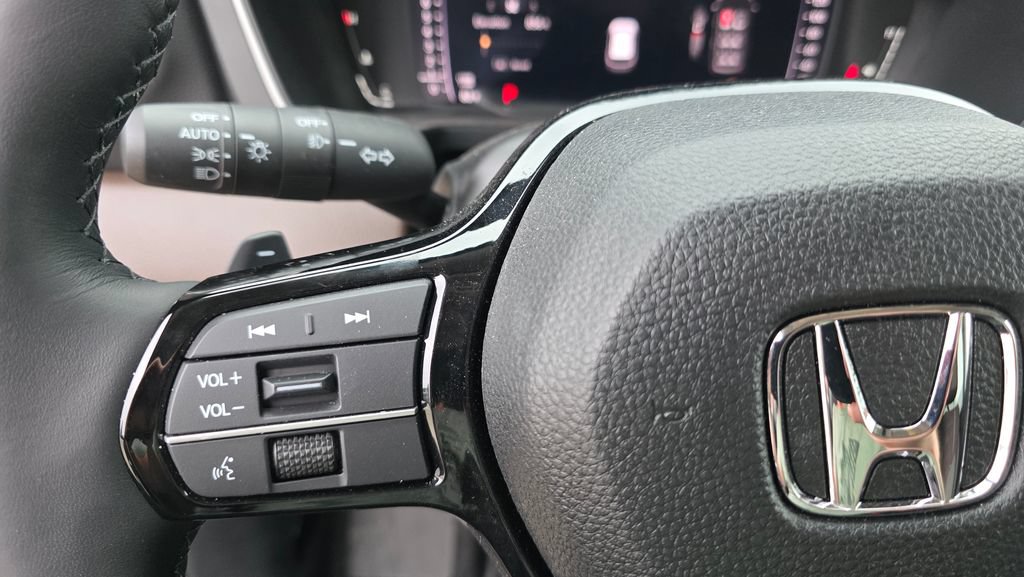 Certified 2026 Honda Pilot Elite image 16