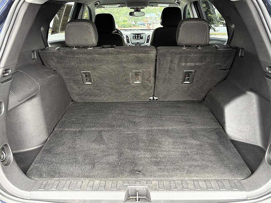 Used 2022 Chevrolet Equinox LS AWD/4WD image 10