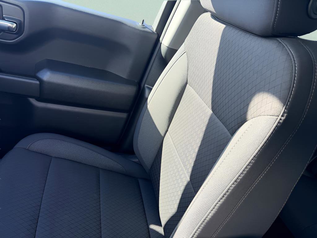 New 2026 Chevrolet Silverado 1500 Custom Trail Boss w/ LPO, Dark Essentials Package image 29