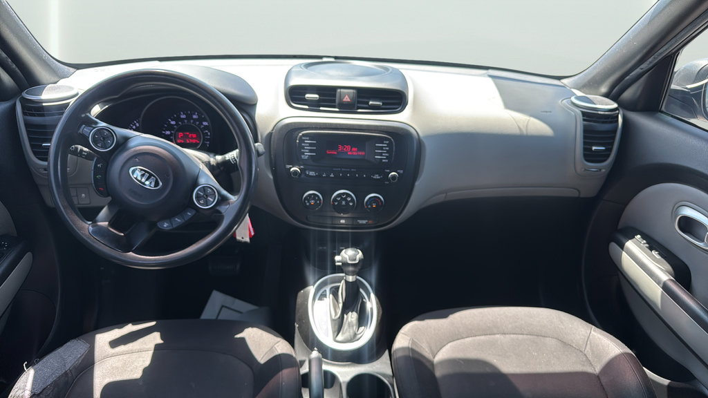 Used 2015 Kia Soul FWD image 31