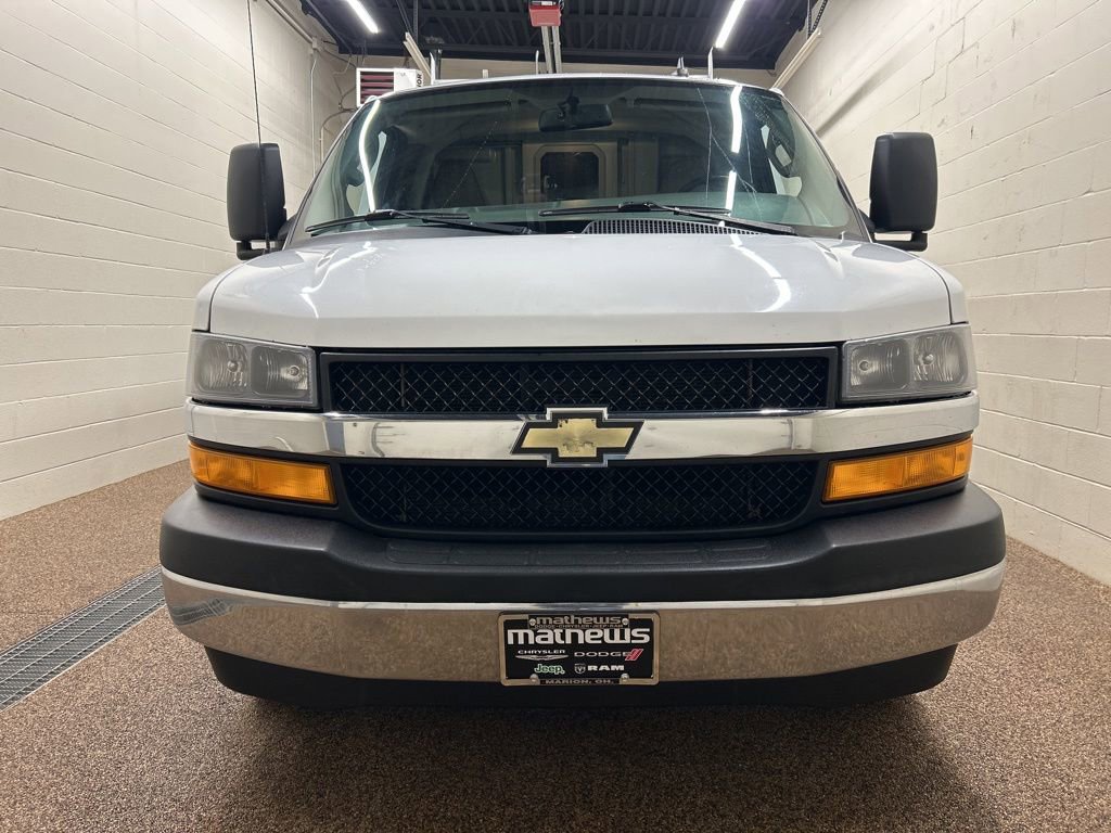 Used 2019 Chevrolet Express 3500 w/ Power Convenience Package image 6