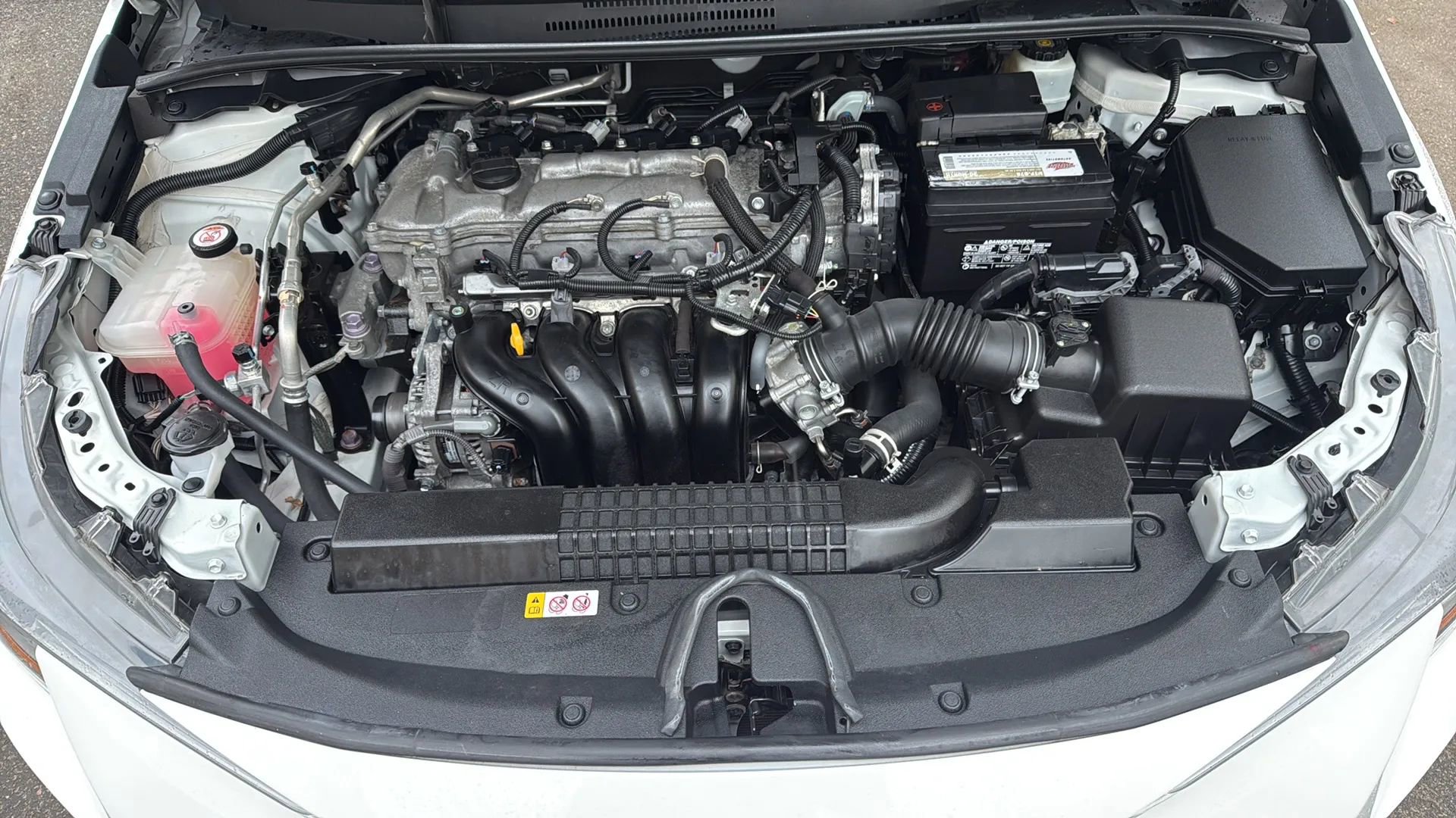 Used 2021 Toyota Corolla LE image 23