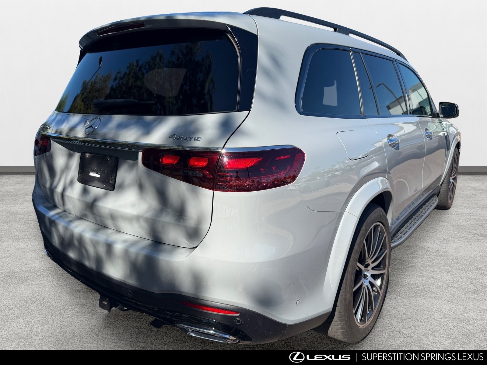 Used 2024 Mercedes-Benz GLS 450 4MATIC image 3