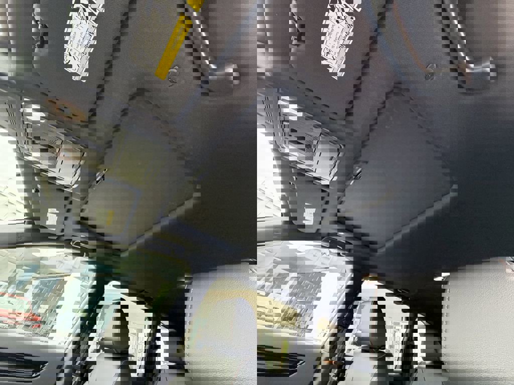 Used 2023 Honda CR-V Sport Touring image 38