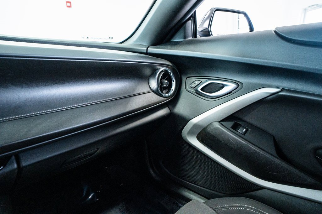 Used 2022 Chevrolet Camaro LT image 48