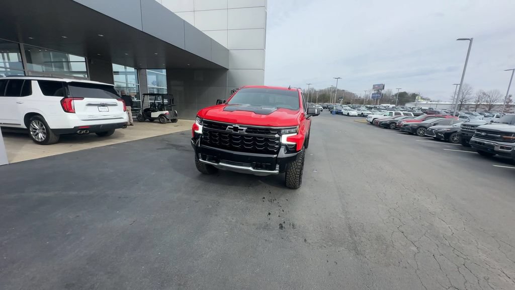 Used 2025 Chevrolet Silverado 1500 ZR2 w/ Technology Package AWD/4WD image 5