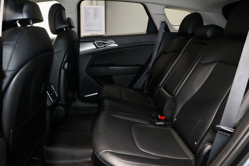 Used 2023 Kia Sportage EX FWD image 23