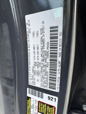 Certified 2025 Toyota Tacoma SR5 AWD/4WD image 22