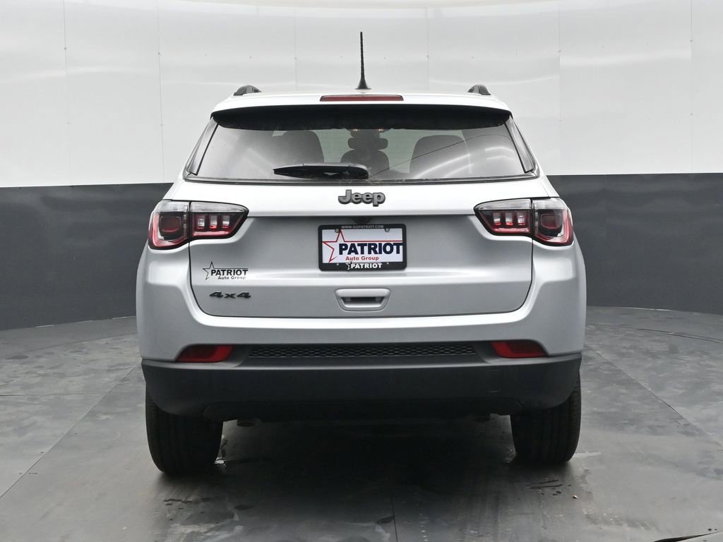 New 2026 Jeep Compass Latitude AWD/4WD image 4