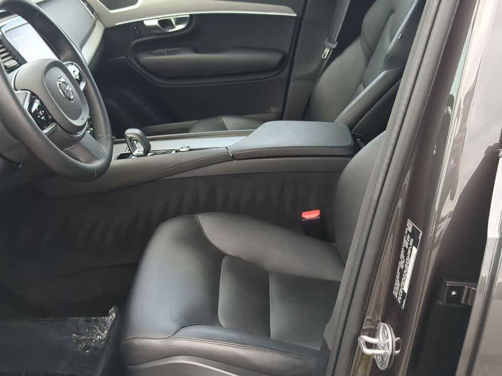 Certified 2024 Volvo XC90 B5 Core w/ Protection Package Premier AWD/4WD image 15