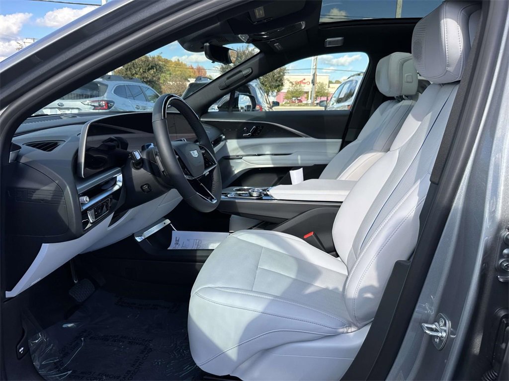 New 2026 Cadillac Lyriq Premium Sport image 16