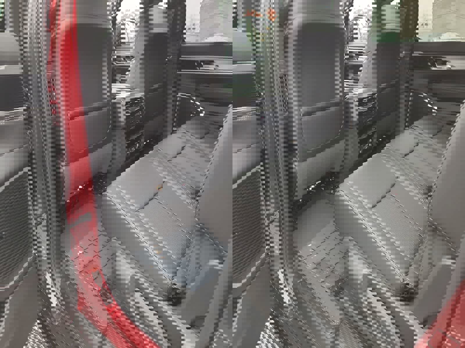 New 2025 Jeep Wagoneer 4WD image 20