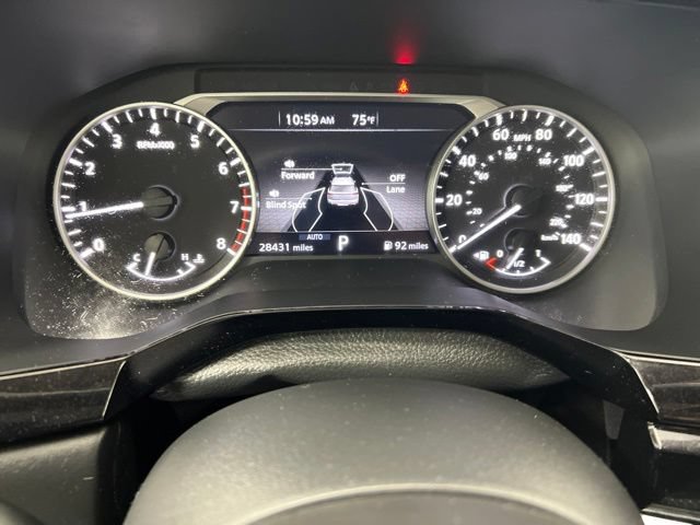 Used 2025 Nissan Pathfinder SV AWD/4WD image 17