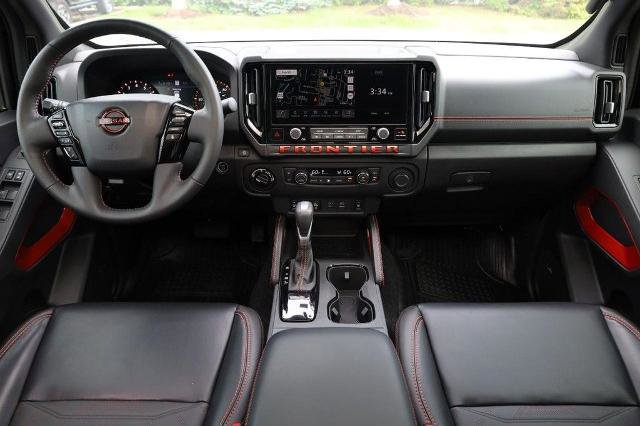 Certified 2025 Nissan Frontier PRO-4X w/ Pro Premium Package AWD/4WD image 24