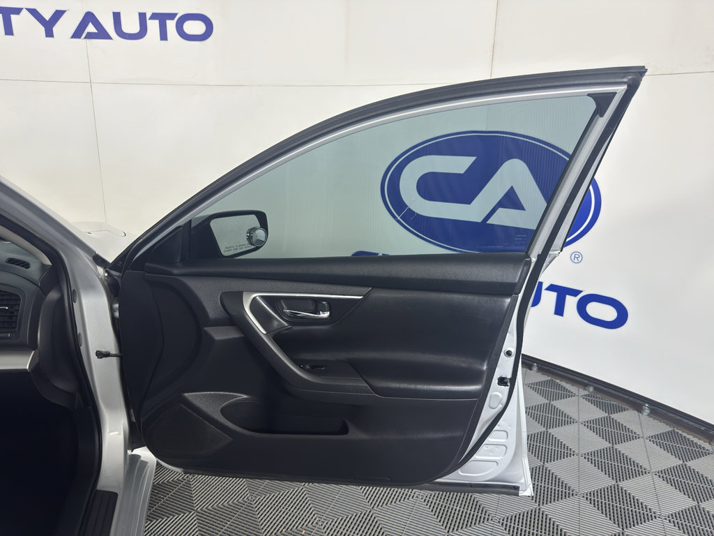 Used 2017 Nissan Altima 2.5 S w/ Power Driver Seat Package image 37