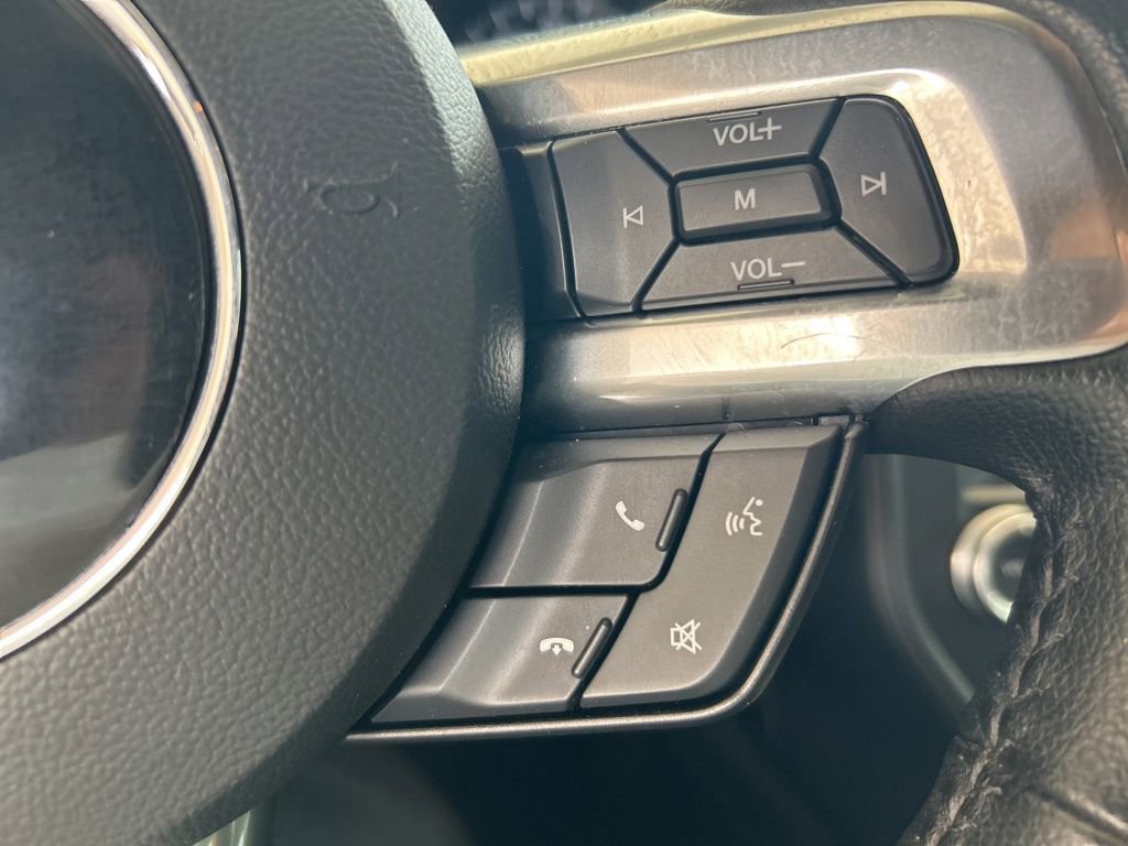 Used 2015 Ford Mustang GT Premium RWD image 39