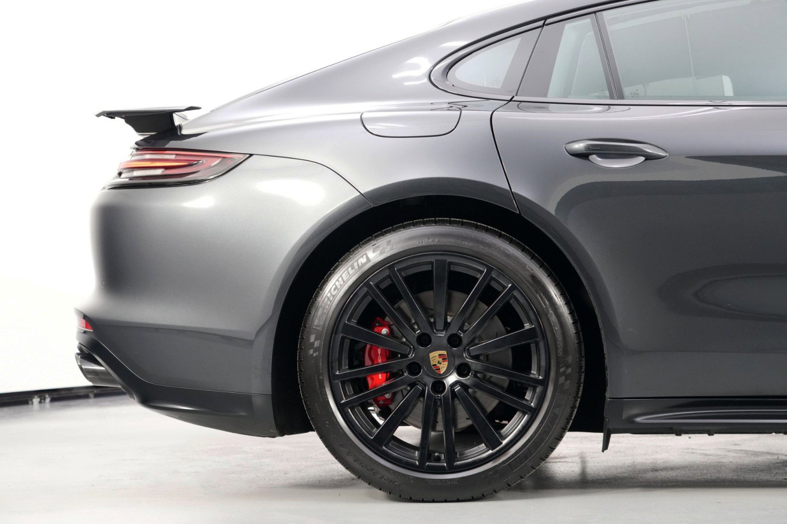 Used 2019 Porsche Panamera GTS image 65
