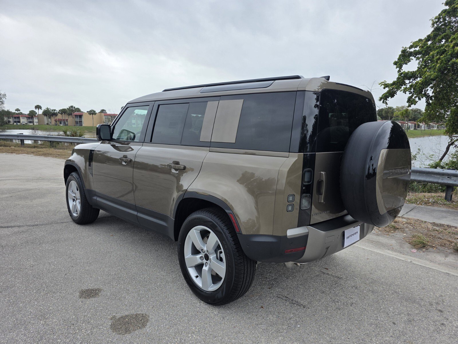 New 2026 Land Rover Defender 110 S video 2