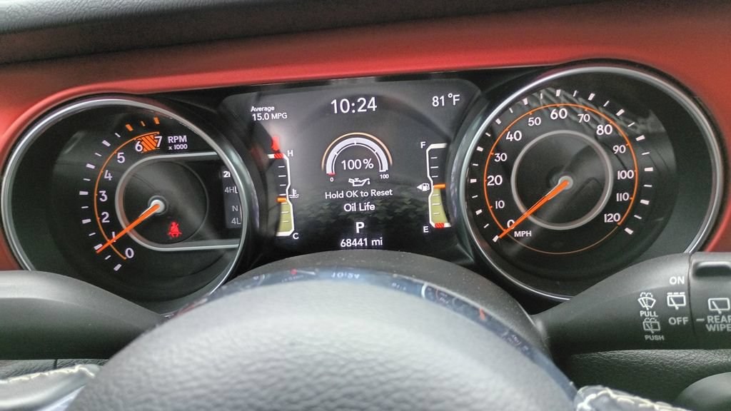 Used 2020 Jeep Wrangler Unlimited Sahara AWD/4WD image 22