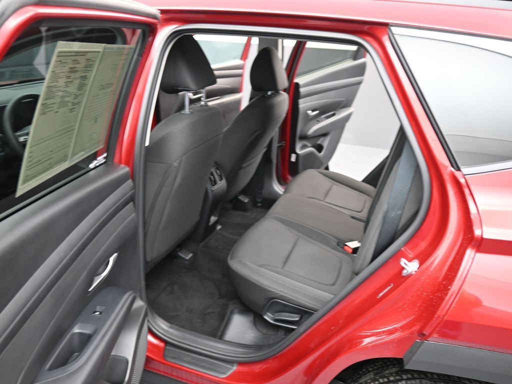 Certified 2025 Hyundai Tucson SEL image 11