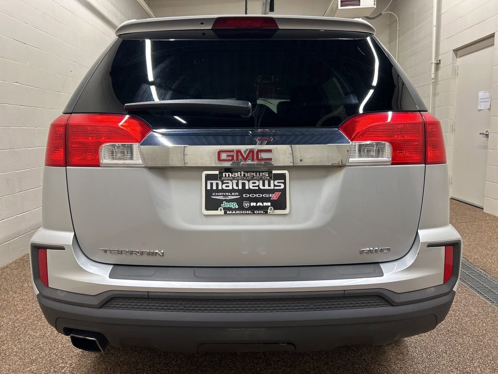 Used 2016 GMC Terrain SLE image 3