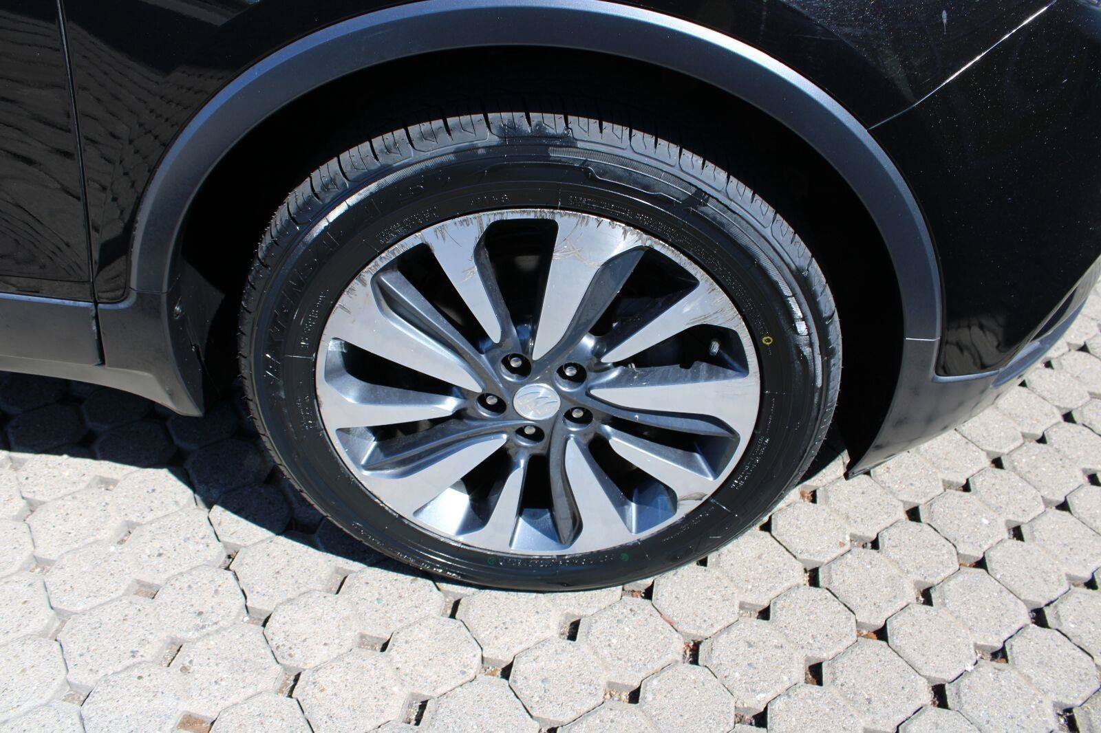 Used 2019 Buick Encore Essence w/ Safety Package II FWD image 13