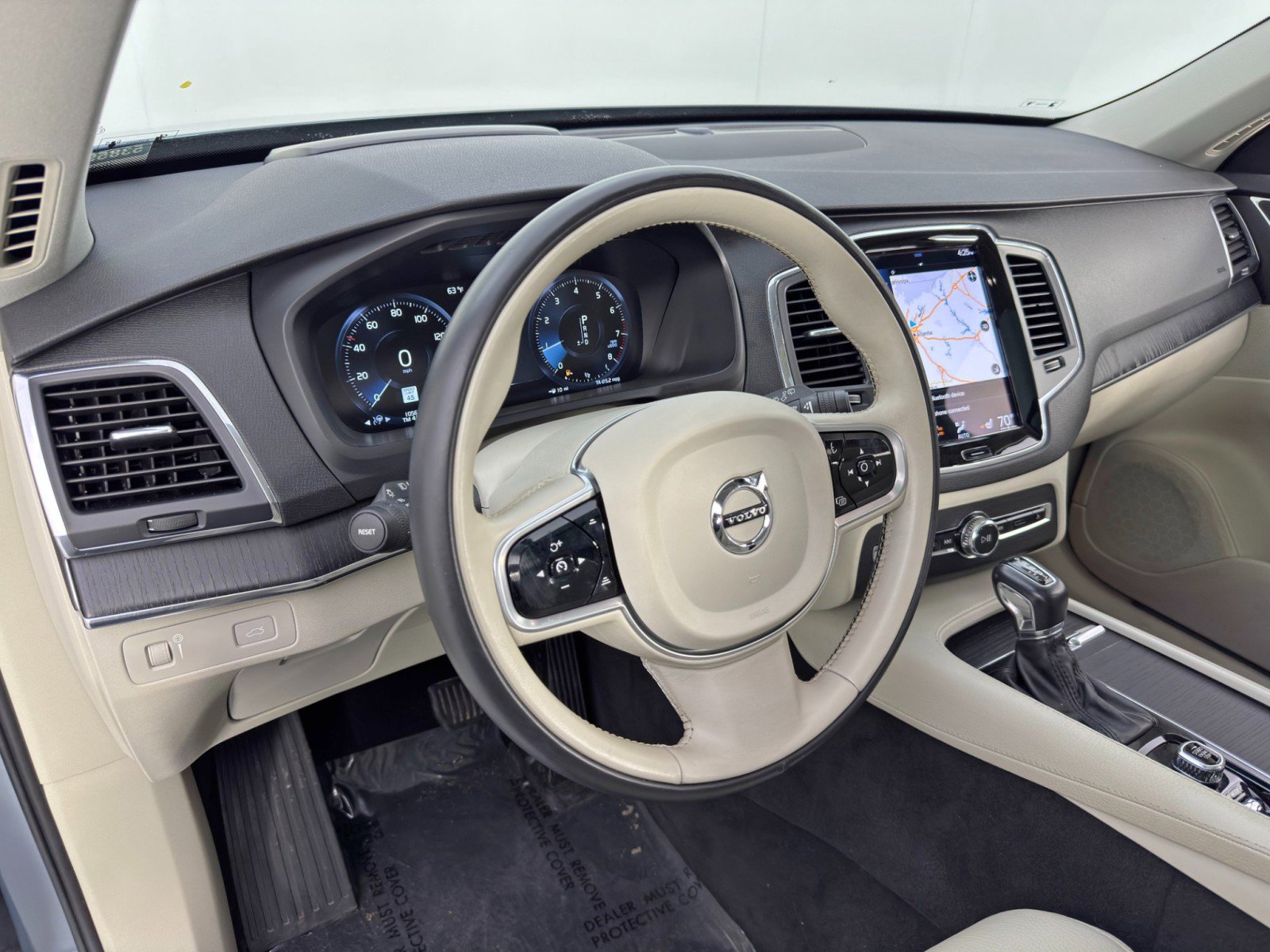 Used 2020 Volvo XC90 T6 Momentum image 13