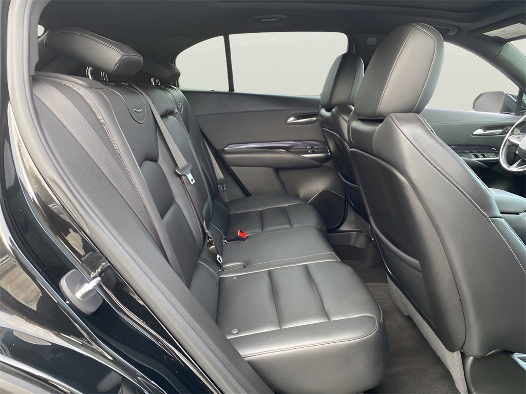Certified 2023 Cadillac XT4 Luxury w/ Cold Weather Package image 18