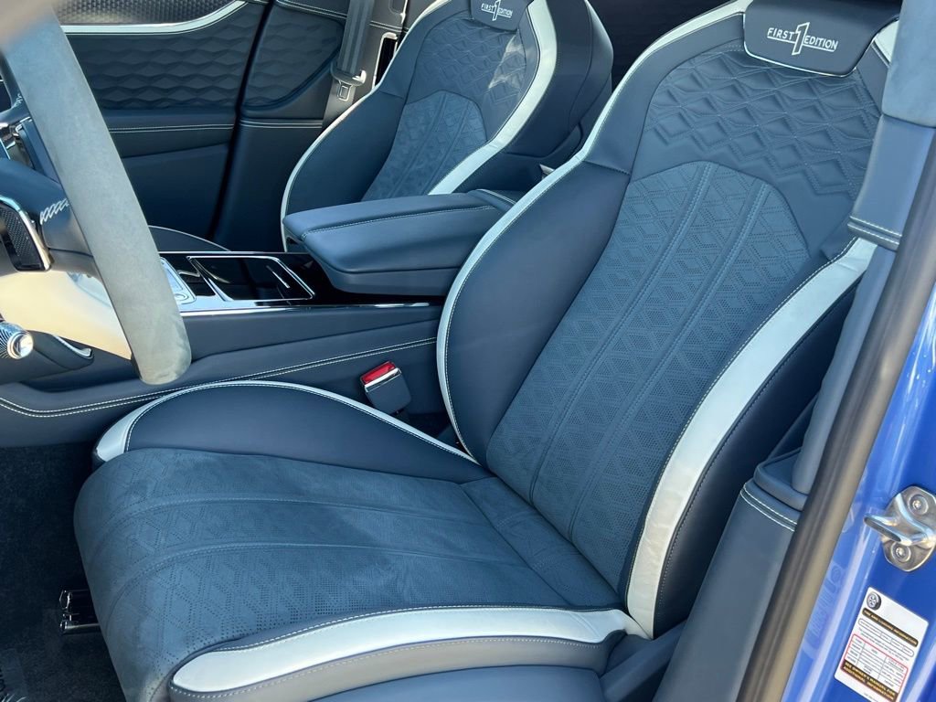 Used 2025 Bentley Flying Spur Plug-In Hybrid image 18