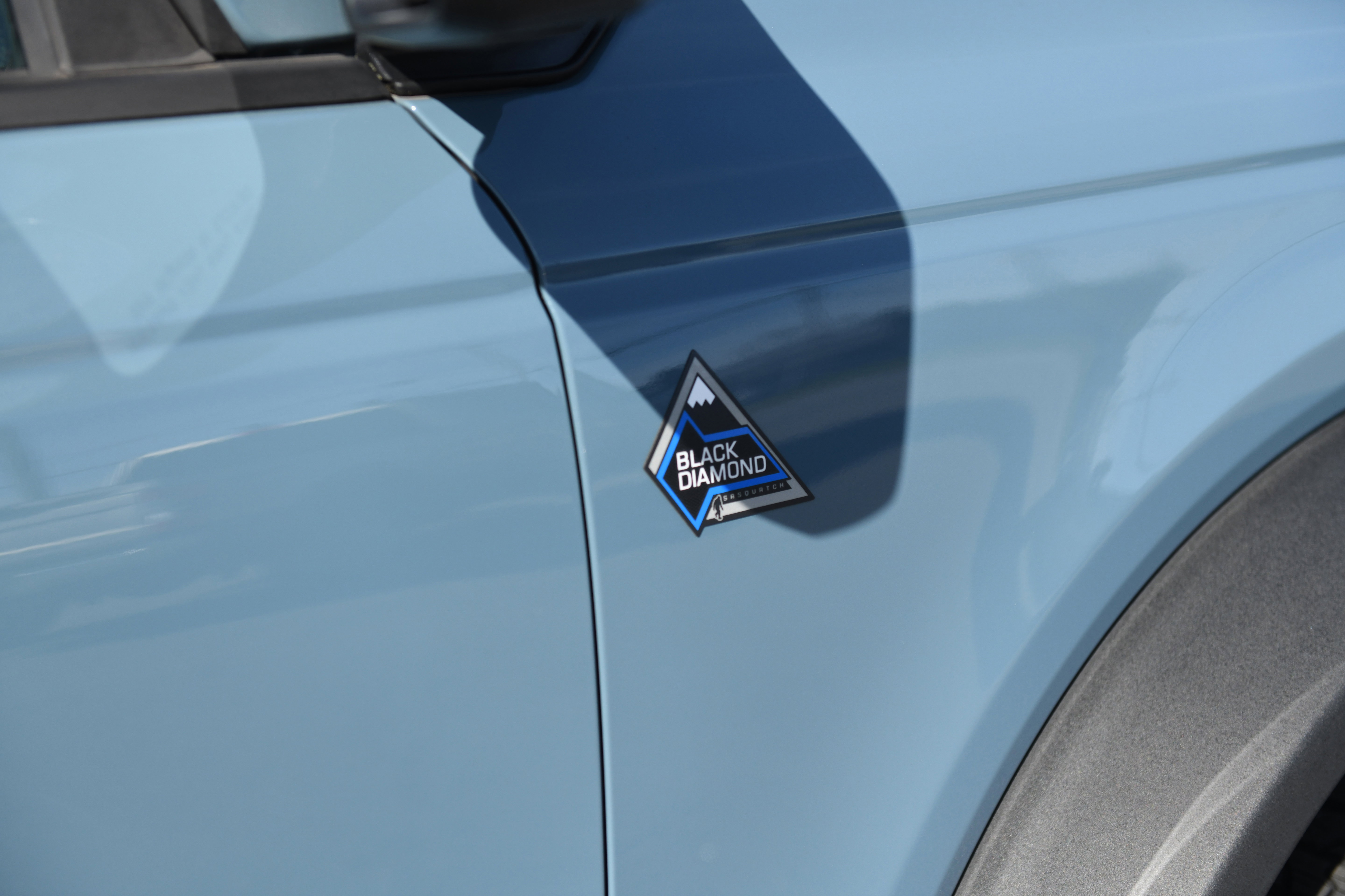 Used 2023 Ford Bronco Black Diamond w/ Sasquatch Package image 8