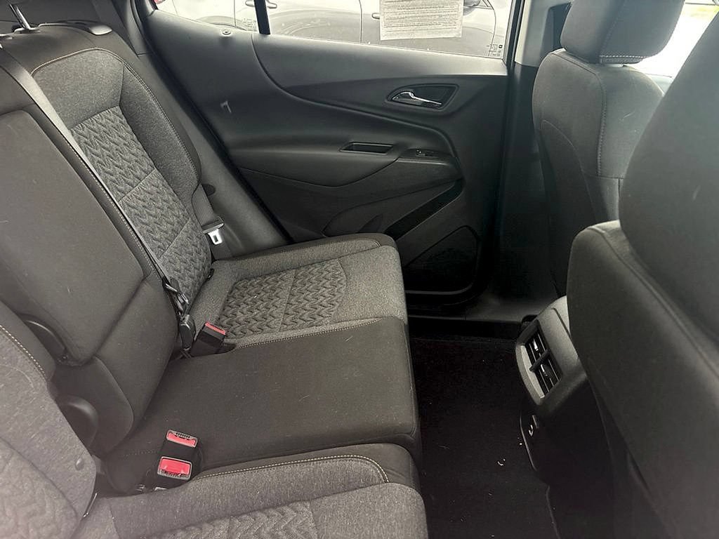 Certified 2024 Chevrolet Equinox LT FWD image 10