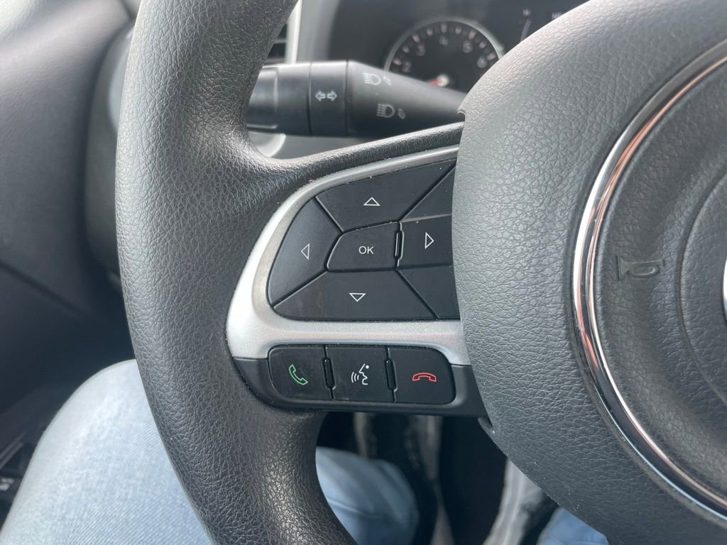 Used 2020 Jeep Renegade Sport w/ Sport Appearance Group FWD image 19