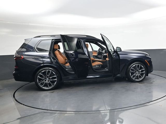 New 2026 BMW X7 xDrive40i w/ Executive Package image 31