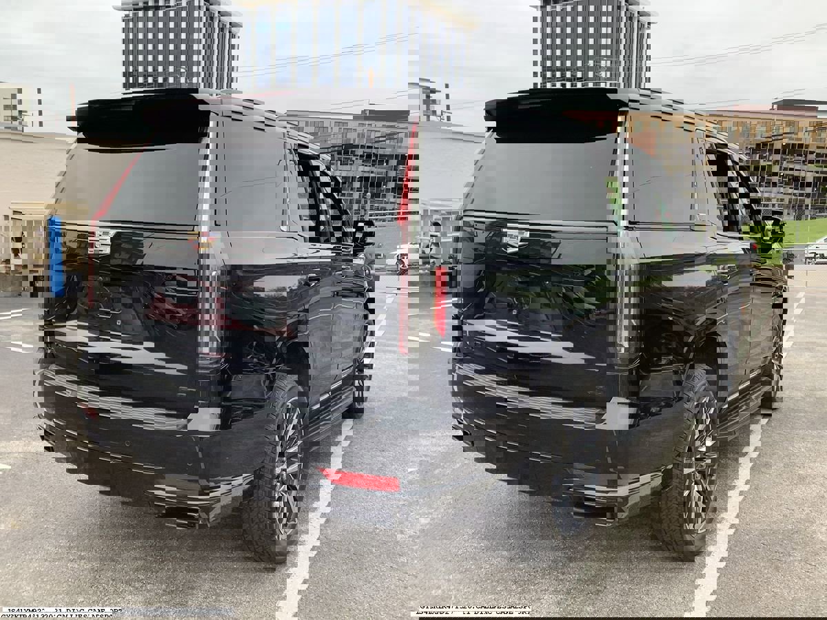 Used 2021 Cadillac Escalade Sport w/ LPO, Illumination Package image 6