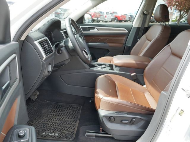 Used 2021 Volkswagen Atlas SEL AWD/4WD image 13