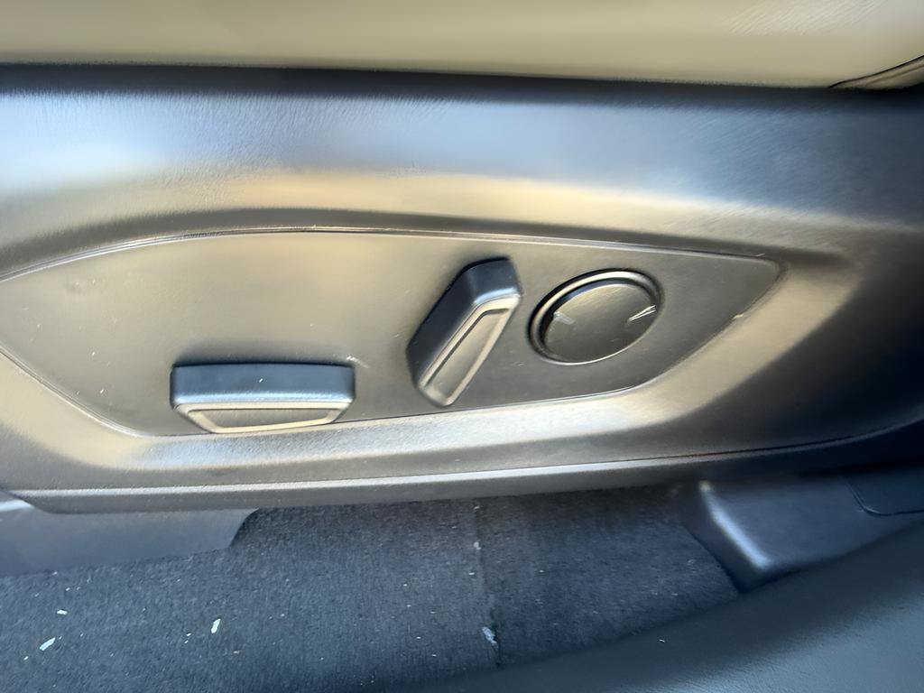 New 2026 Ford Explorer Active w/ Active Comfort Package AWD/4WD image 25